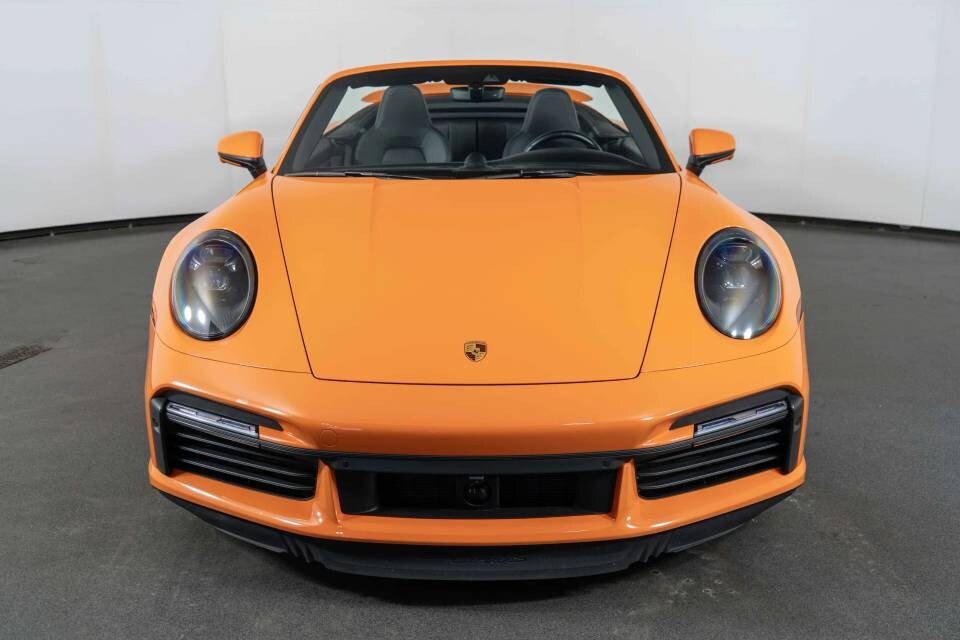 2021 Porsche 911 Carrera